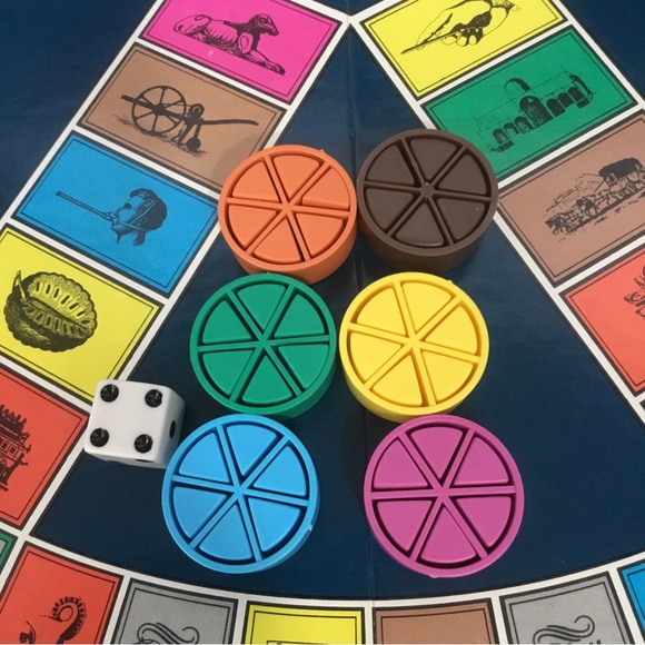 TRIVIAL PURSUIT Walt Disney Family Edition 1985 Master Game TRIVIA COMPLETE VTG - Picture 4 of 8